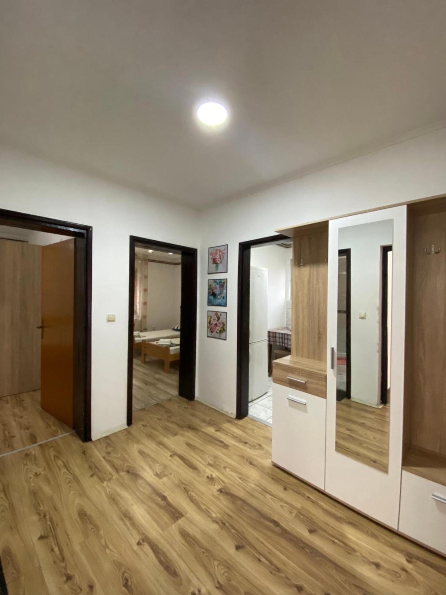 Apartmani Dora Leskovac Leskovac  Exterior foto